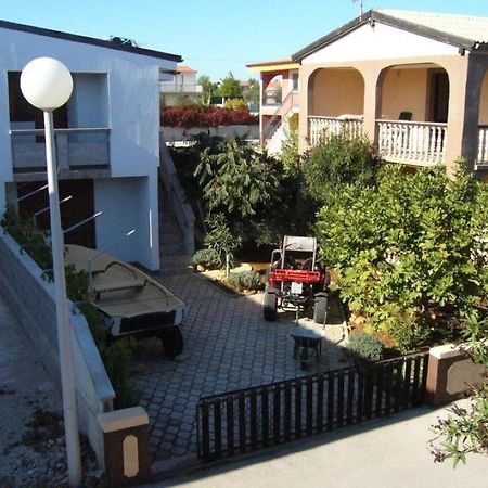 Apartments With A Parking Space Vir - 19547 Esterno foto